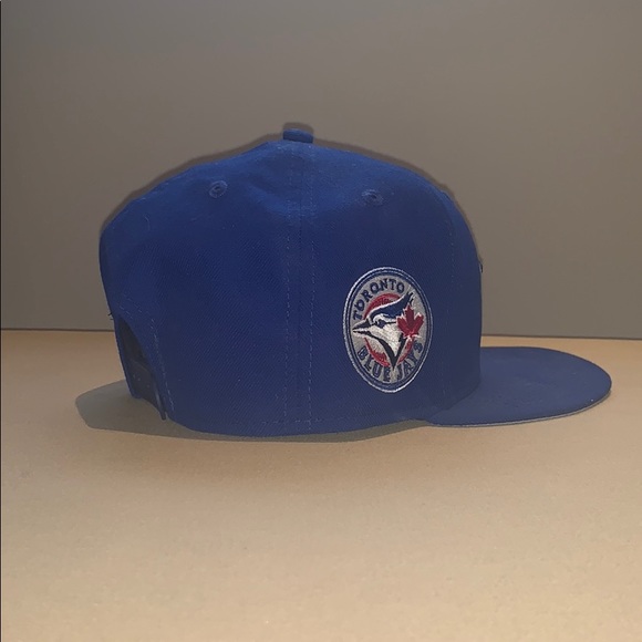 Toronto Blue Jays Snapback - Picture 2 of 2